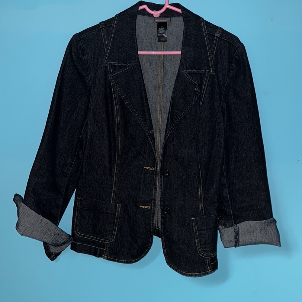 Stretchy denim jacket